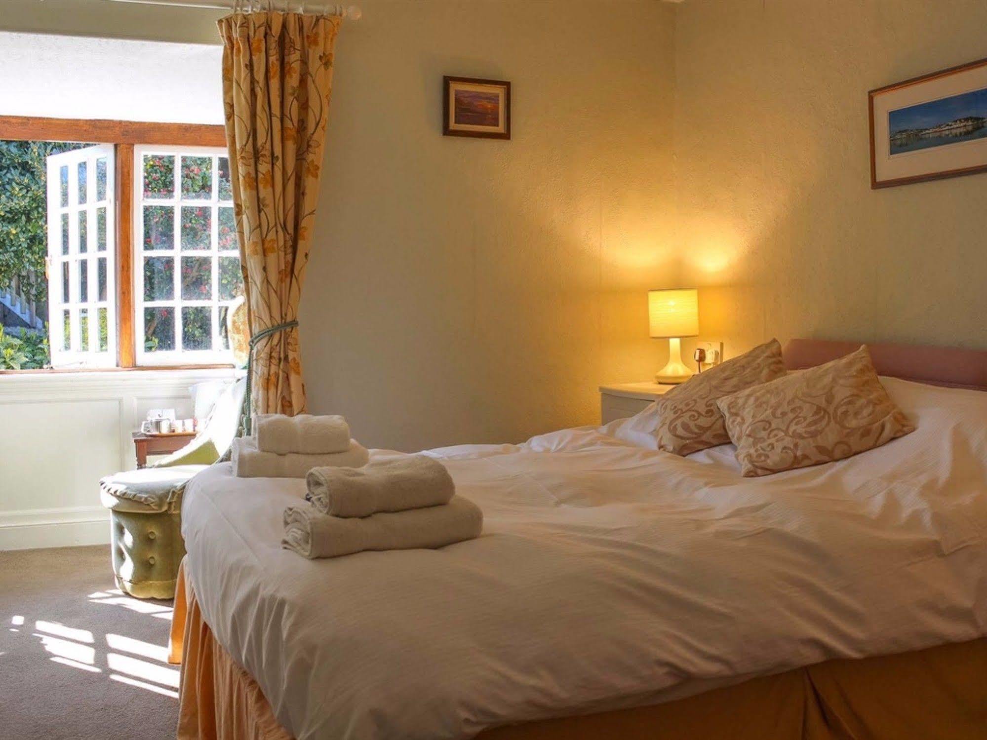 Kersbrook Guest Accommodation Lyme Regis Exterior foto
