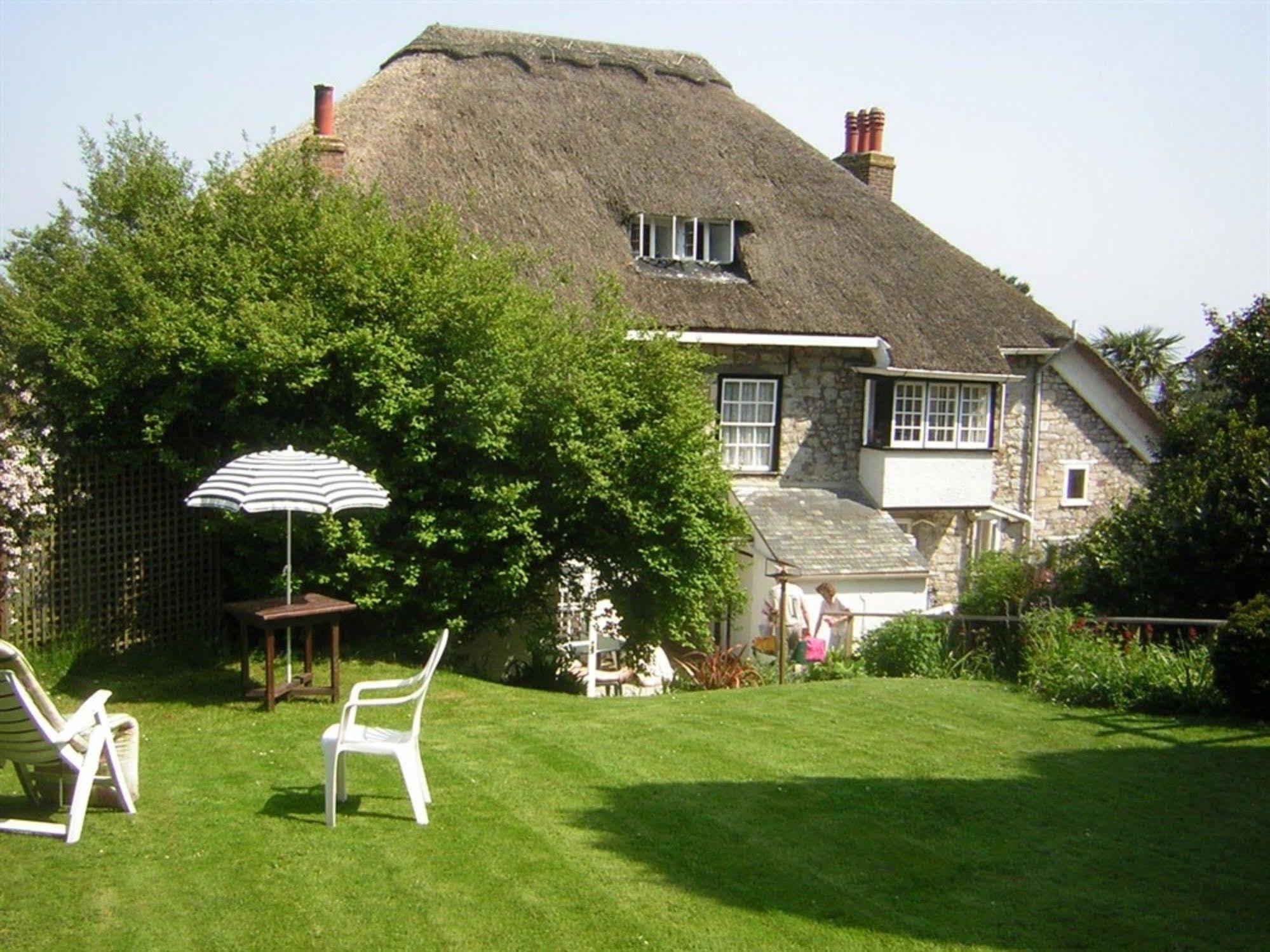 Kersbrook Guest Accommodation Lyme Regis Exterior foto