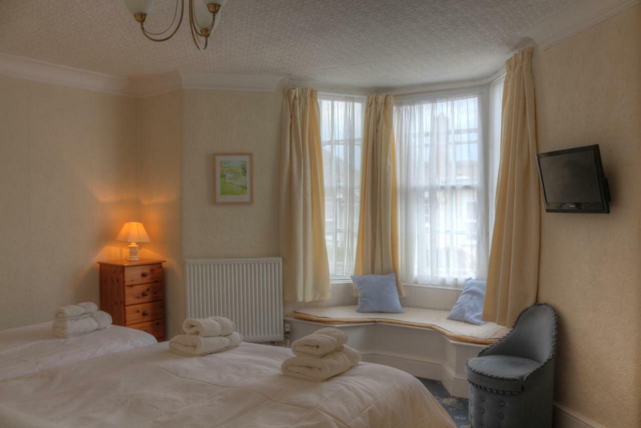 Kersbrook Guest Accommodation Lyme Regis Exterior foto